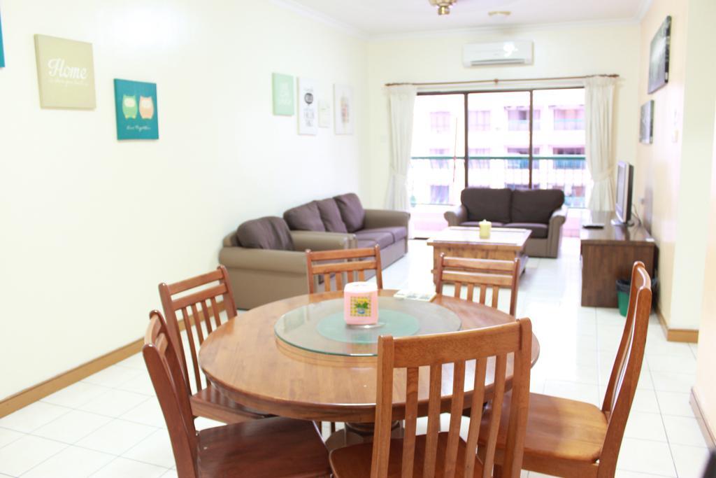 Chung cư 362 m² 3 phòng ngủ, 2 phòng tắm riêng ở Khu trung tâm Kota Kinabalu Ngoại thất bức ảnh