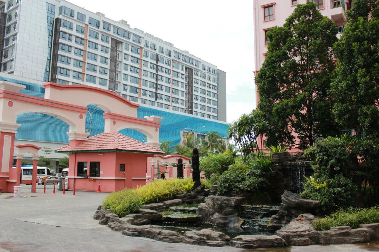 Chung cư 362 m² 3 phòng ngủ, 2 phòng tắm riêng ở Khu trung tâm Kota Kinabalu Ngoại thất bức ảnh