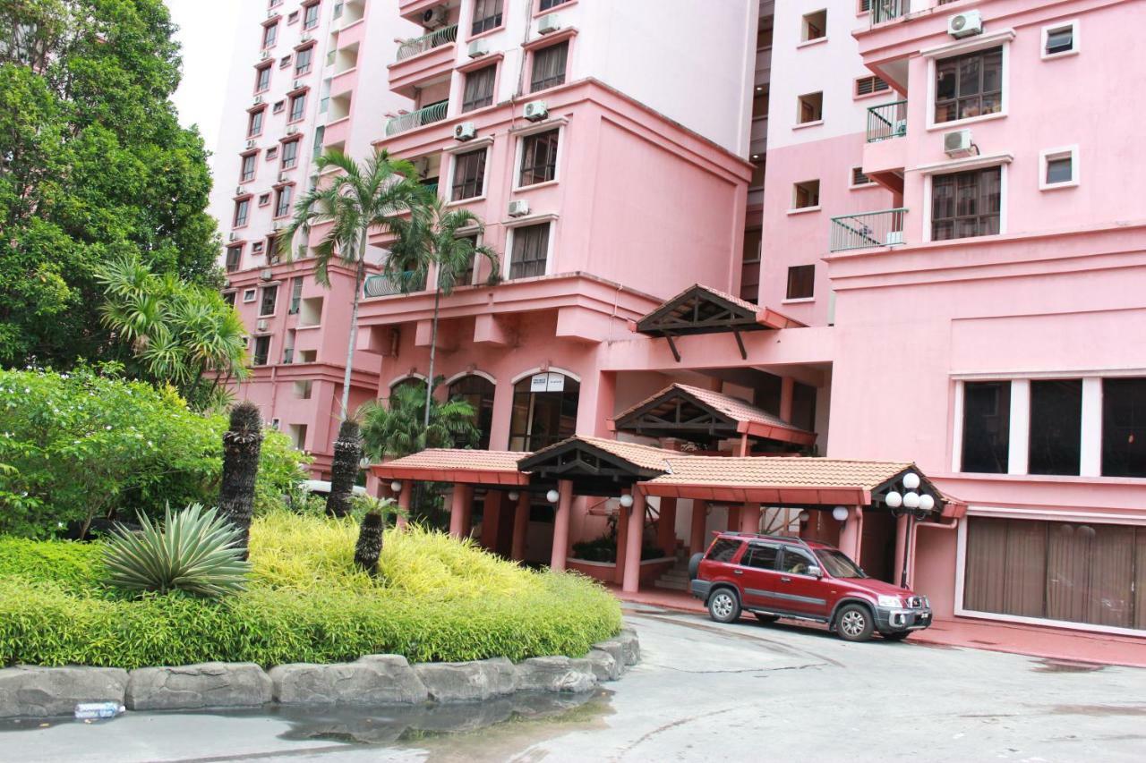 Chung cư 362 m² 3 phòng ngủ, 2 phòng tắm riêng ở Khu trung tâm Kota Kinabalu Ngoại thất bức ảnh